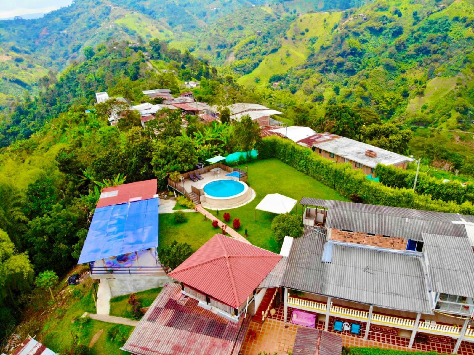 Mountain View Hostel Manizales Buitenkant foto